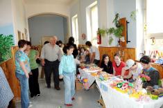 Velikonoční jarmark základní školy 2009