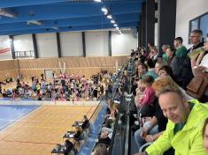 O Sebranický pohárek přilákal stovky dětí i diváků – sportovní hala ve Svitávce žila pohybem!